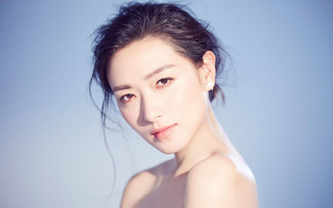 萬(wàn)茜右臂肱骨骨折